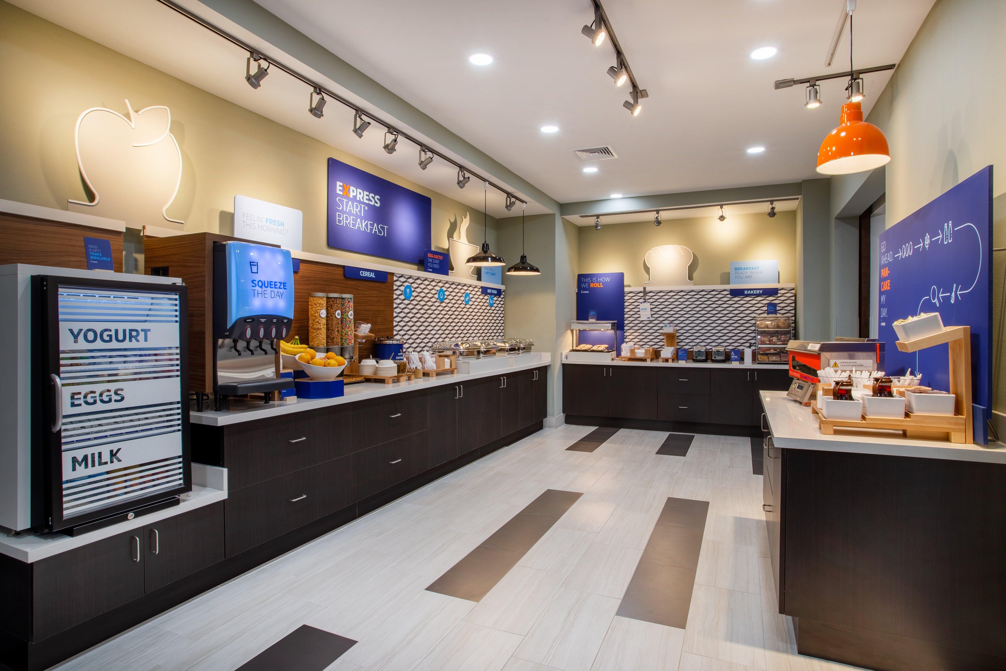 Holiday Inn Express & Suites - Deland South By Ihg Exterior foto
